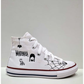 Tênis All Star Converse customizado Wandinha