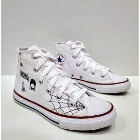 Tênis All Star Converse customizado Wandinha